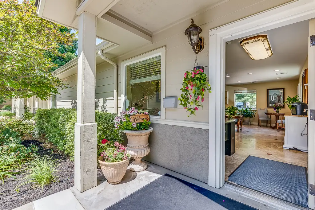 Front Entrance to Office Front Entrance to Office